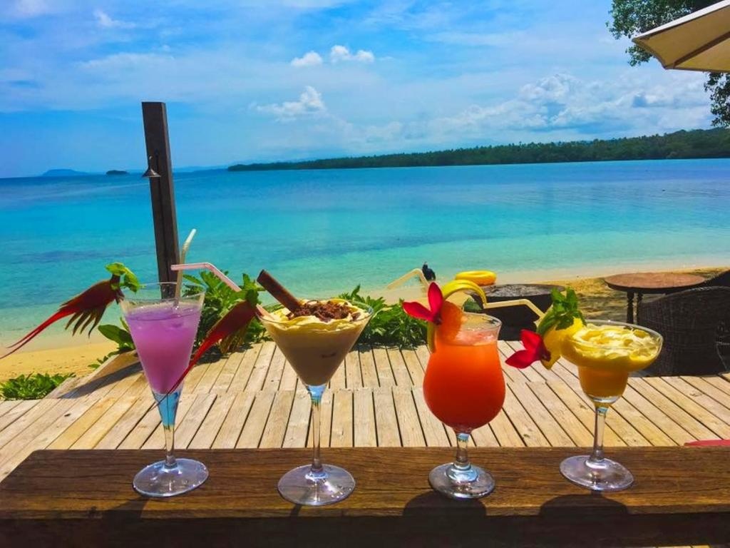 Ratua Private Island Resort  Dining  Dining Image 9 9