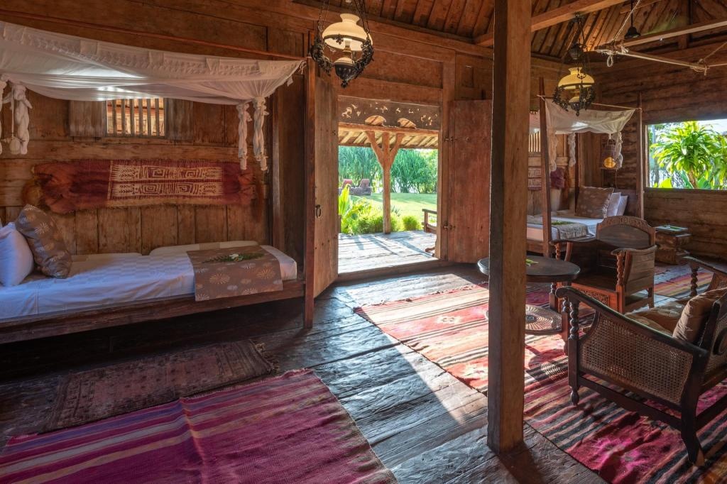Ratua Private Island Resort  Rooms  Grand Beachfront Villa Bed 22