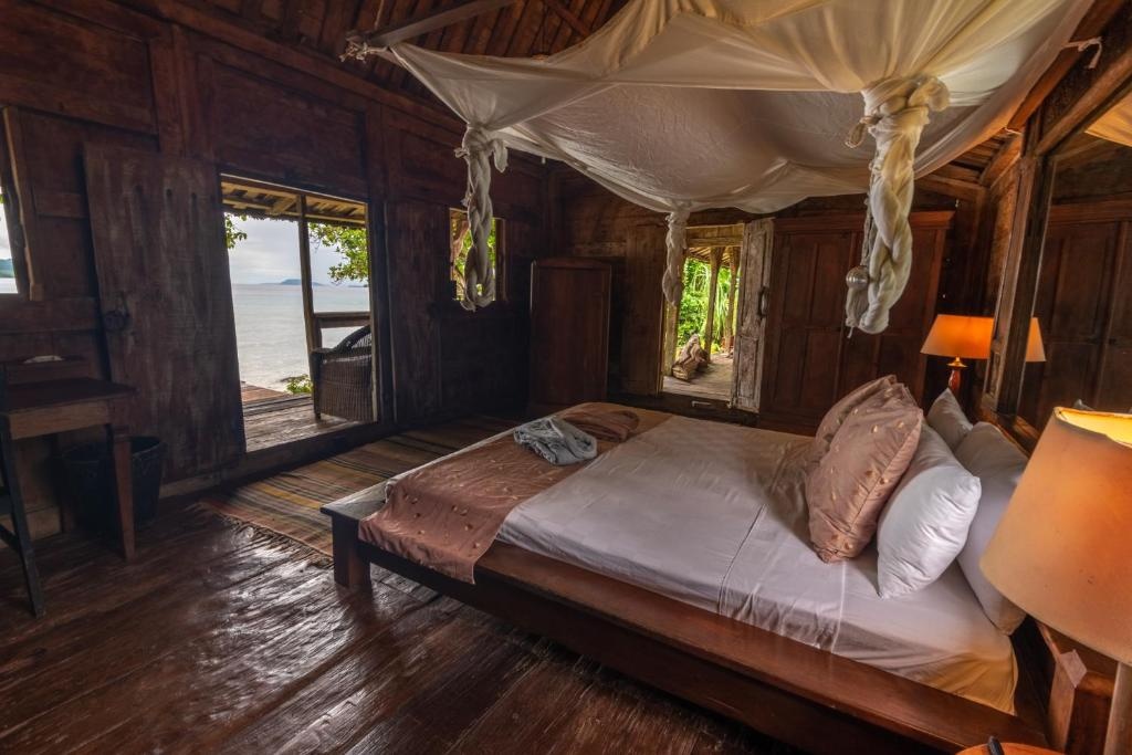 Ratua Private Island Resort  Rooms  Rooms Image 30 30