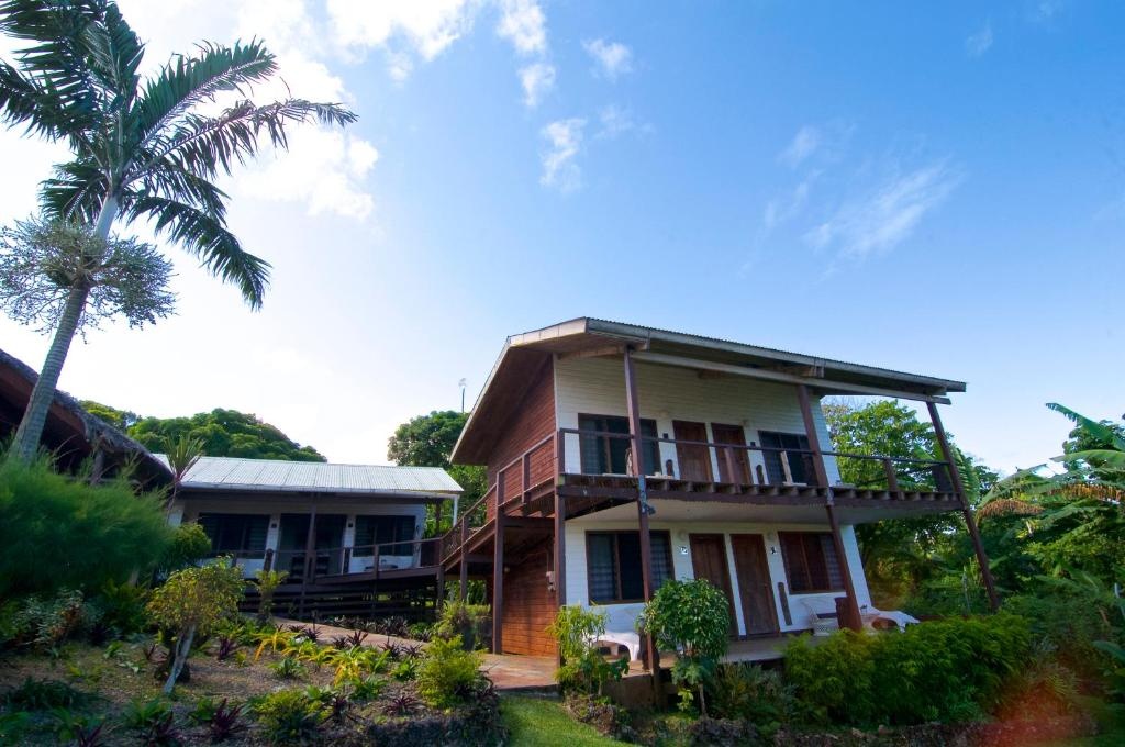 Deco Stop Lodge  Property Views  Property Views Image 1 1