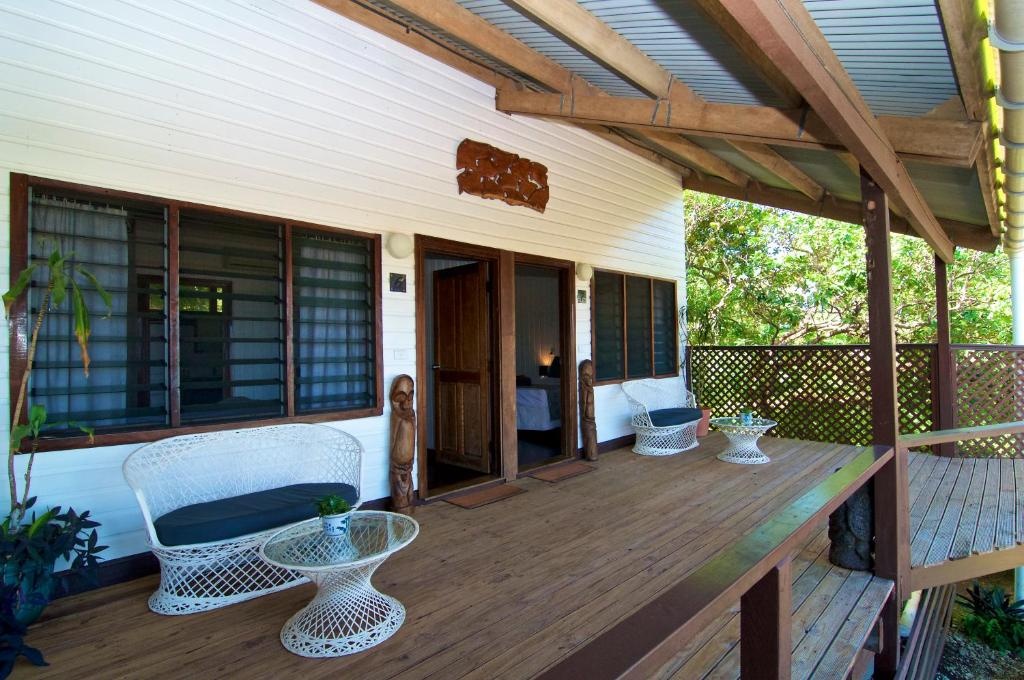 Deco Stop Lodge  Property Views  Property Views Image 5 5