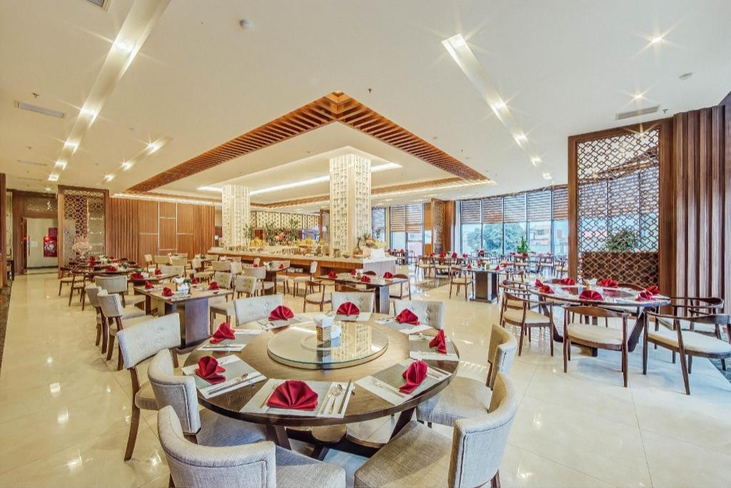 Muong Thanh Luxury Bac Ninh Hotel  Dining  Buffet 2