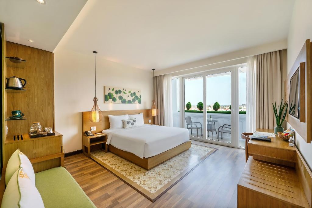Lasenta Boutique Hotel Hoian  Rooms  Deluxe Double Or Twin City View Guestroom 11