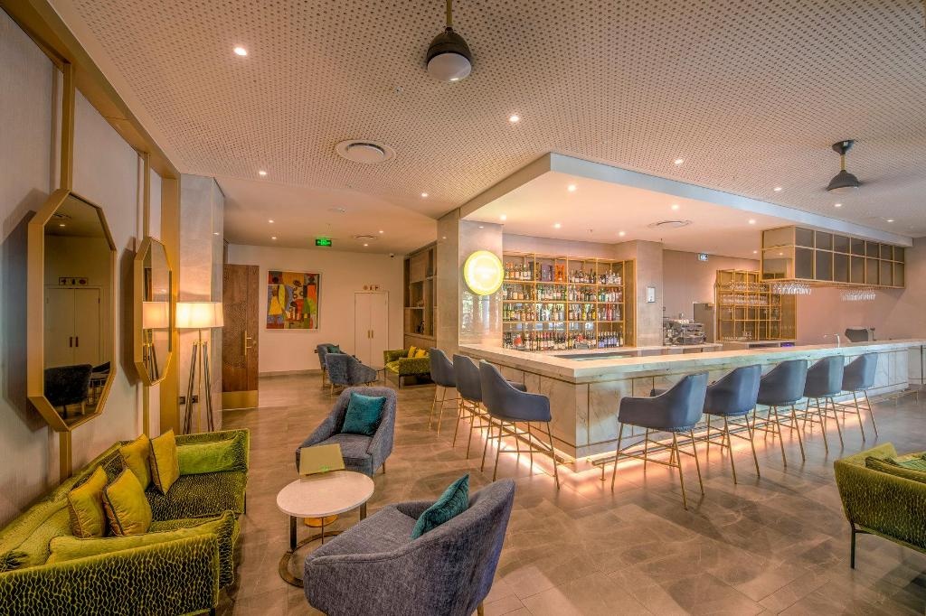 InterContinental Lusaka By IHG  Facilities  Bar 7