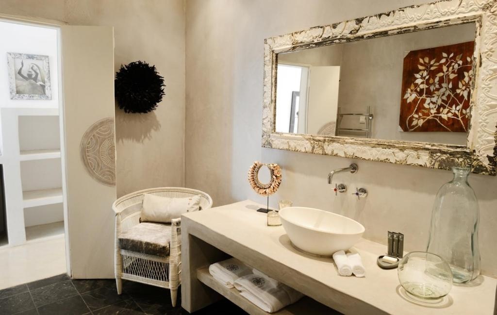 Latitude 15 Degrees  Facilities  Bathroom 44