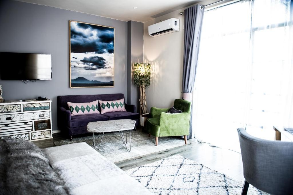 Latitude 15 Degrees  Facilities  Facilities 15