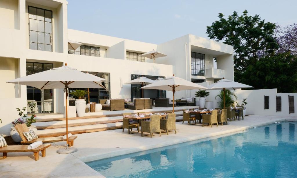 Latitude 15 Degrees  Property Views  Exterior View 1