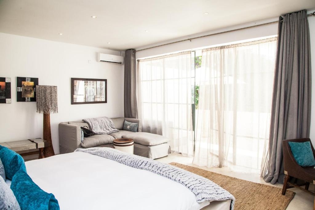 Latitude 15 Degrees  Rooms  Rooms Image 3 3