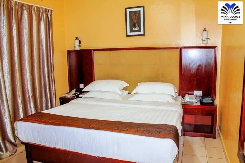 Mika Lodge  Rooms  Rooms Image 10 10