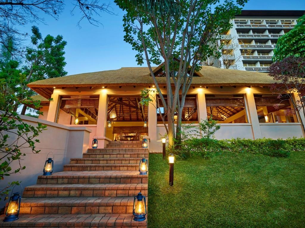Taj Pamodzi Lusaka  Property Views  Exterior View 5