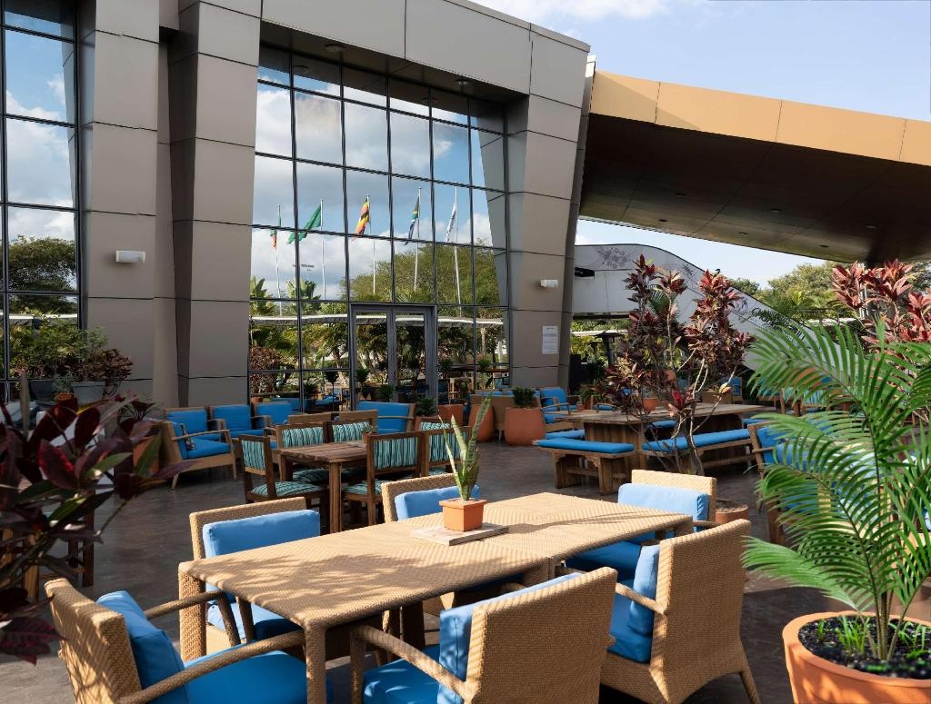 Radisson Blu Hotel Lusaka  Dining  Restaurant 12