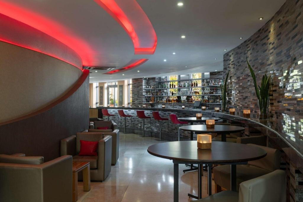 Radisson Blu Hotel Lusaka  Facilities  Bar 5