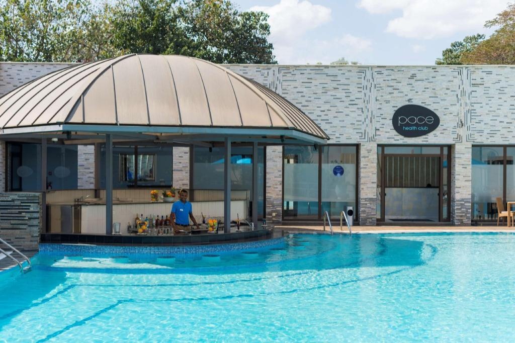 Radisson Blu Hotel Lusaka  Facilities  Swimming Pool 19