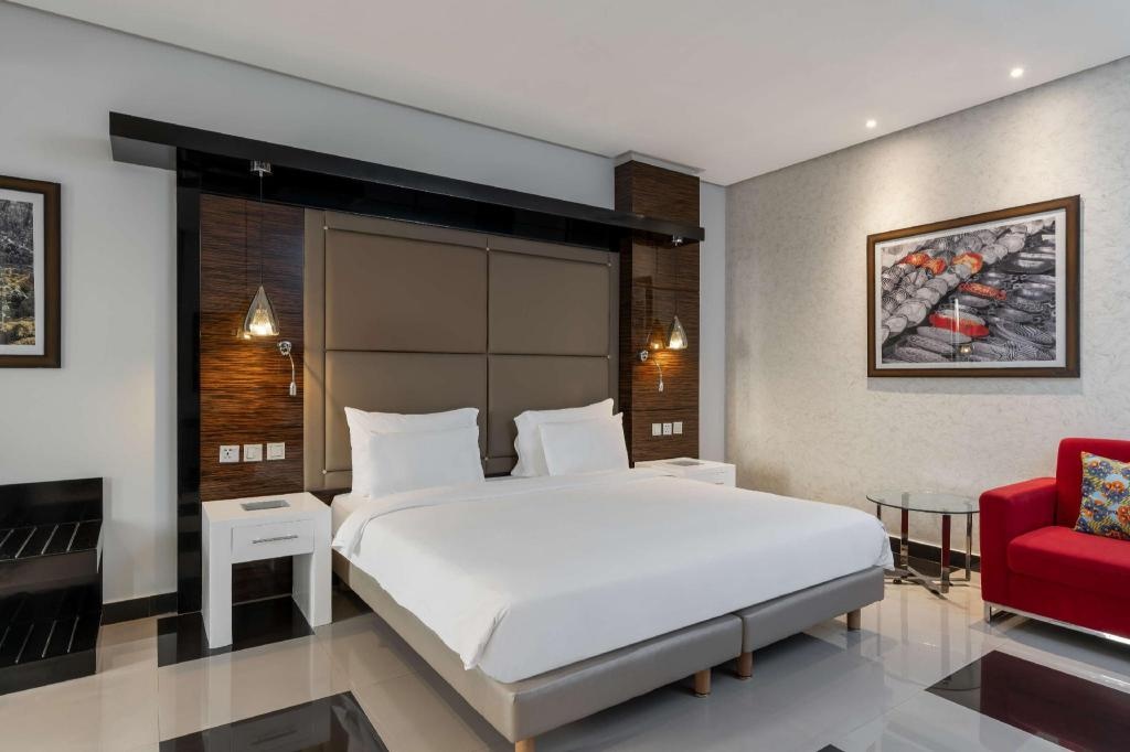Radisson Blu Hotel Lusaka  Rooms  Superior Room Pool View Guestroom 1