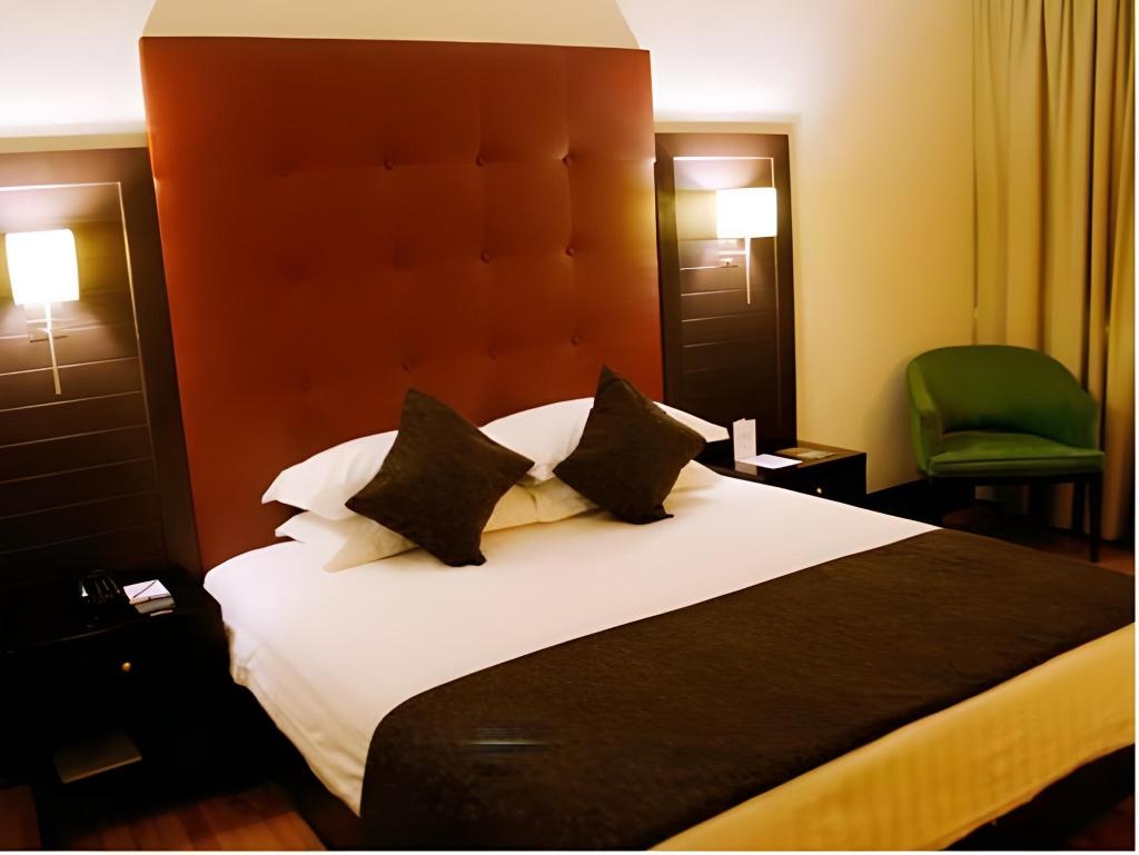 Protea Hotel Lusaka  Facilities  Golf Course On Site 21