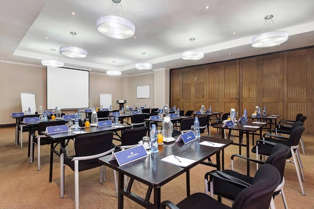 Protea Hotel Lusaka  Facilities  Meeting Room Ballrooms 13