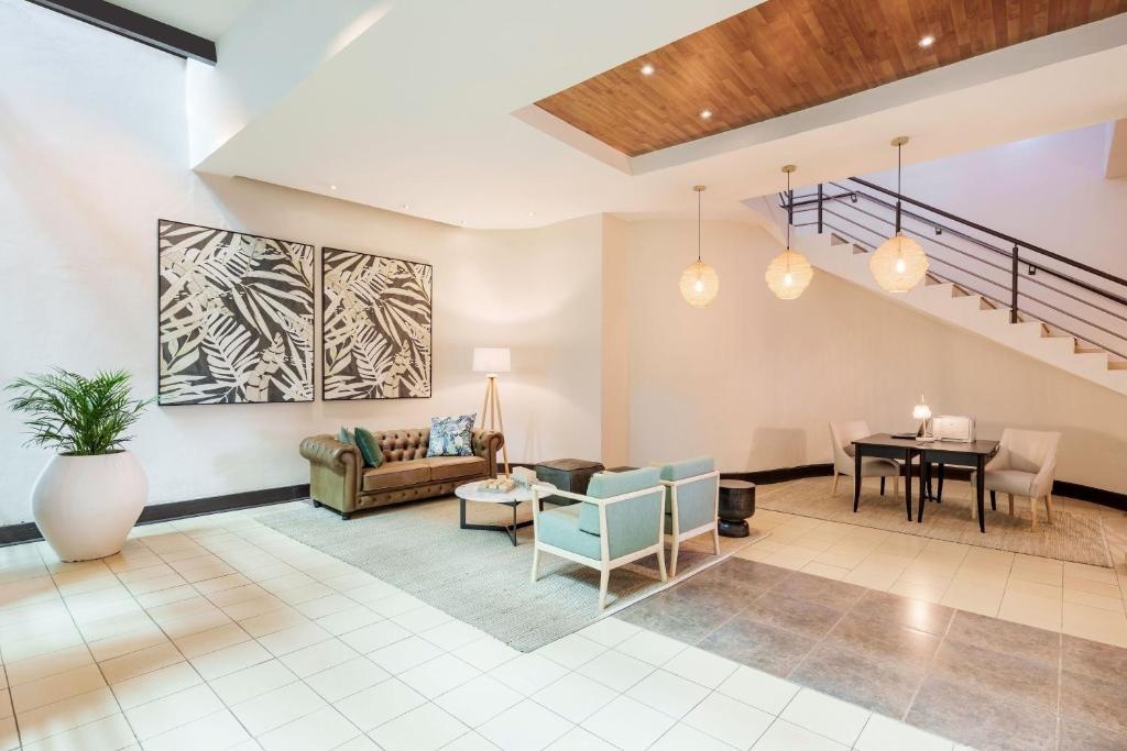 Protea Hotel Lusaka  Property Views  Lobby 11