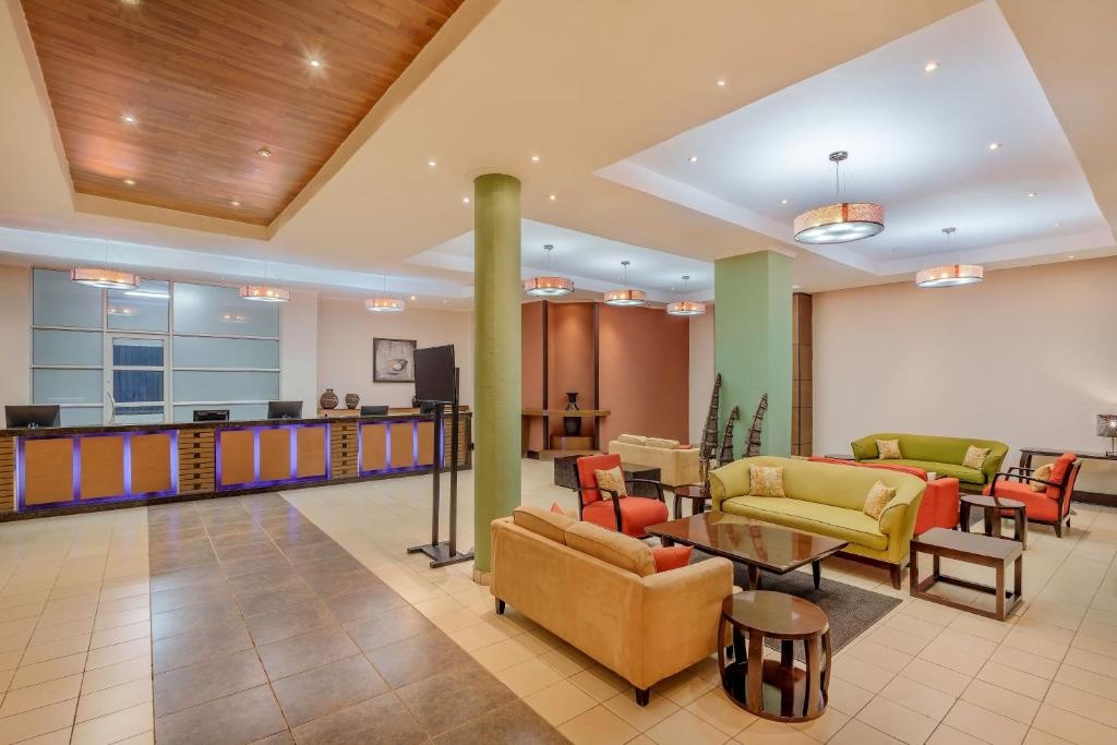Protea Hotel Lusaka  Property Views  Lobby 14