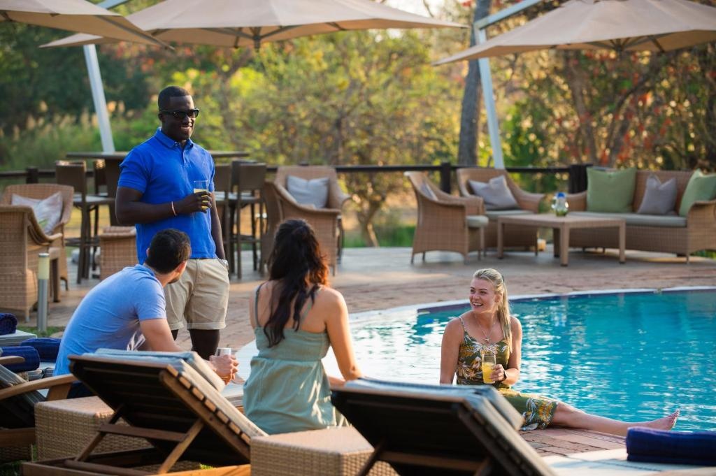 Lilayi Lodge  Facilities  Swimming Pool 18