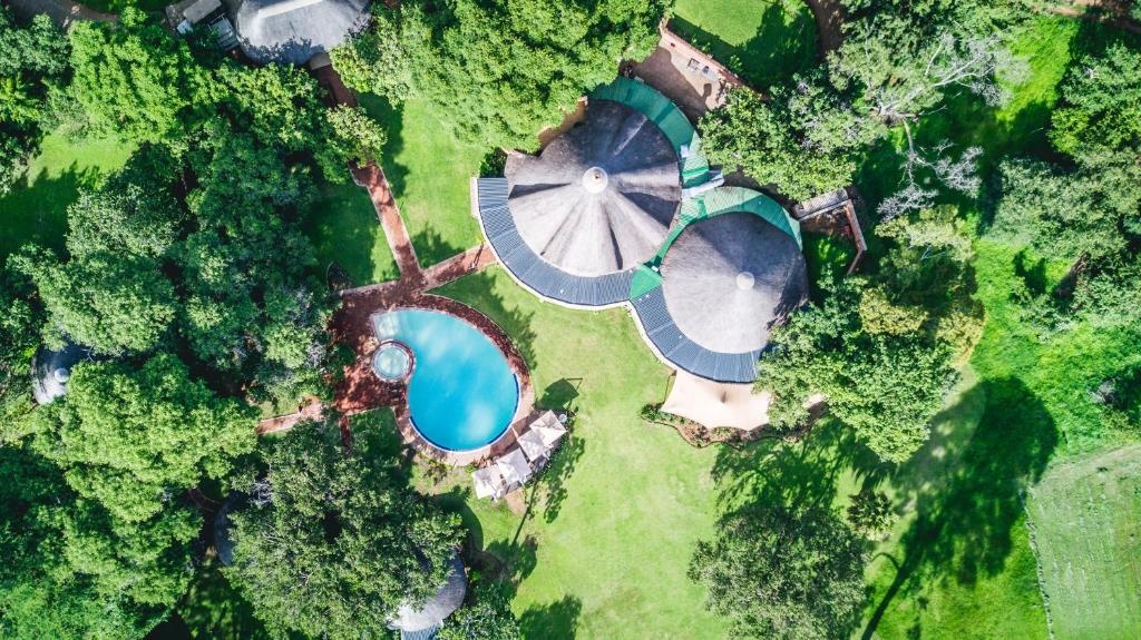 Lilayi Lodge  Property Views  Exterior View 12