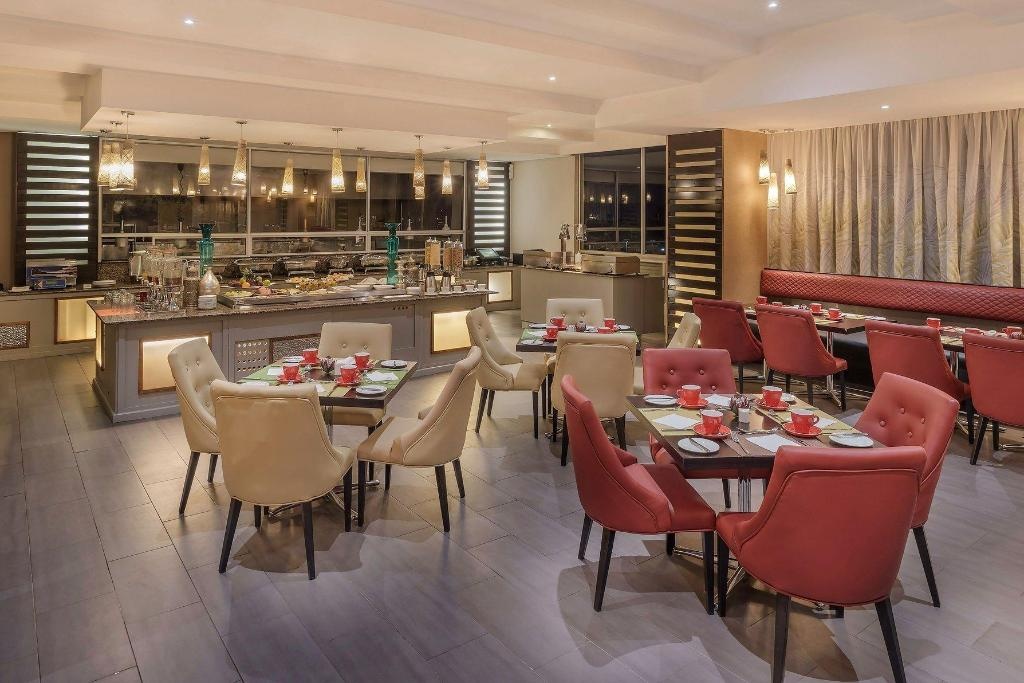 Protea Hotel Lusaka Tower  Dining  Restaurant 10