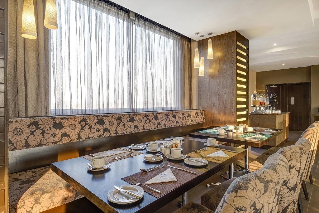 Protea Hotel Lusaka Tower  Dining  Restaurant 13