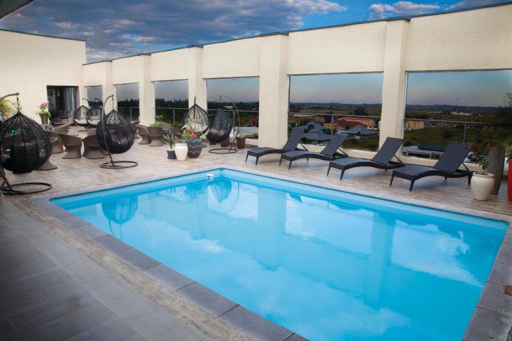 Protea Hotel Lusaka Tower  Facilities  Swimming Pool 15