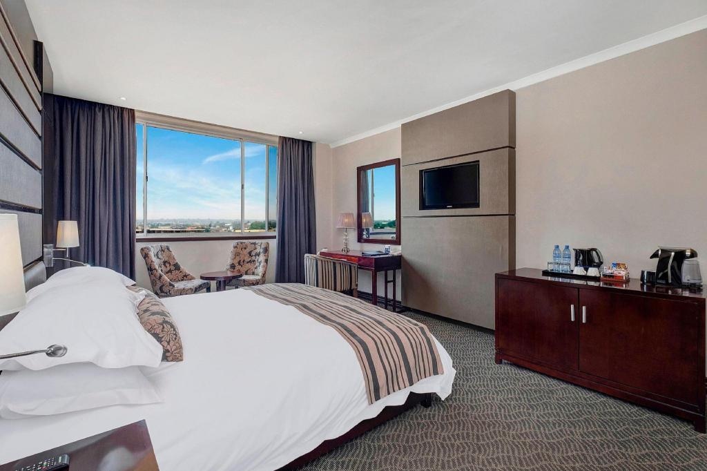 Protea Hotel Lusaka Tower  Rooms  Rooms Image 5 5