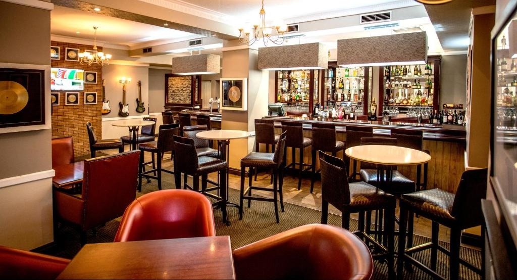 Southern Sun Ridgeway Lusaka  Facilities  Barlounge 4