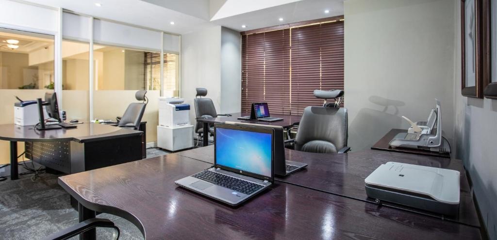 Southern Sun Ridgeway Lusaka  Facilities  Business Center 19